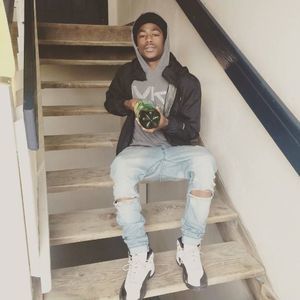 Meet your Posher, Omari